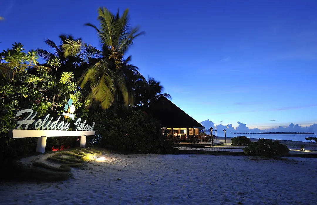 Holiday Island Resort & Spa-1